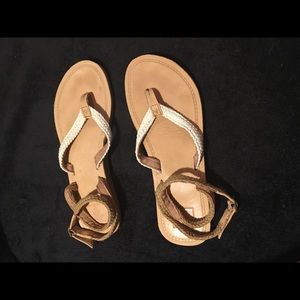 Reef sandals with arch support